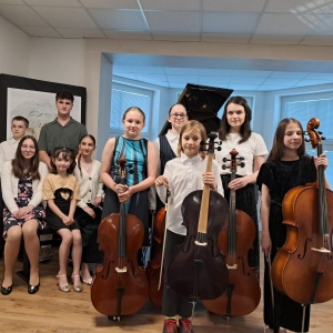 Violoncellová a klavírní předehrávka / Příspěvek